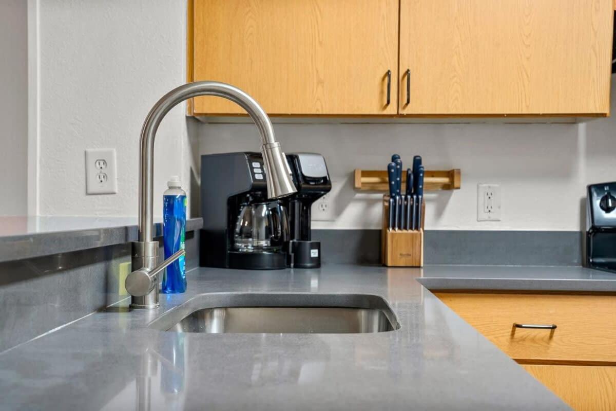 Budget Friendly Sleeps 8 Discounts Available Tampa