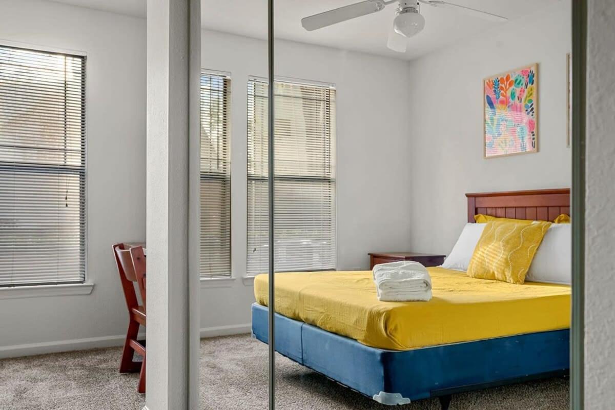 Budget Friendly Sleeps 8 Discounts Available Apartment *